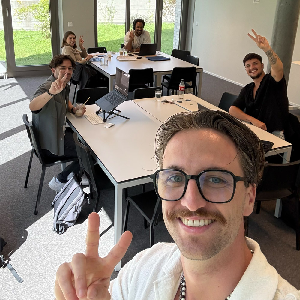Marc Deriaz beim gemeinsamen Arbeiten